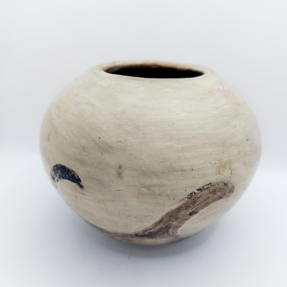 Vintage Clay Pottery Vase Nature wave design - Picture 3 of 13